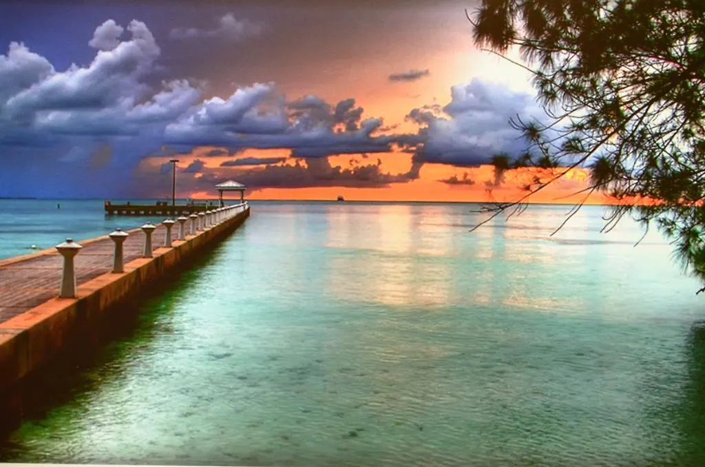 Morritts Tortuga Club And Resort East End 4*,  Каймановы острова