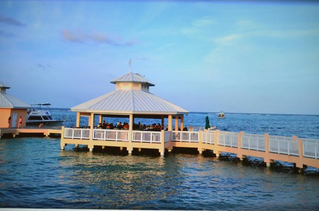 Morritts Tortuga Club And Resort East End