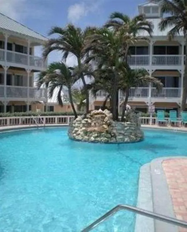 Morritts Tortuga Club And Resort East End 4*,